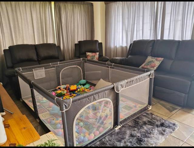 3 BEDROOM HOUSE FOR SALE IN BOOYSENS